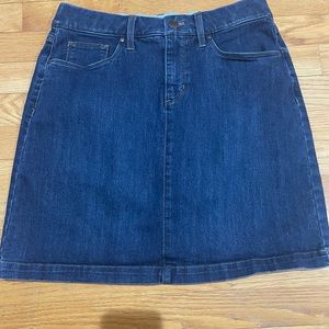 Croft&Barrow jean skort. Size 4.